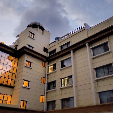 Hotel City Heart Shirdi Esterno foto