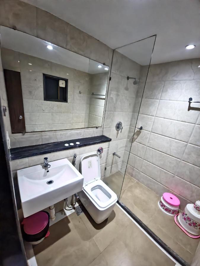 Hotel City Heart Shirdi Esterno foto