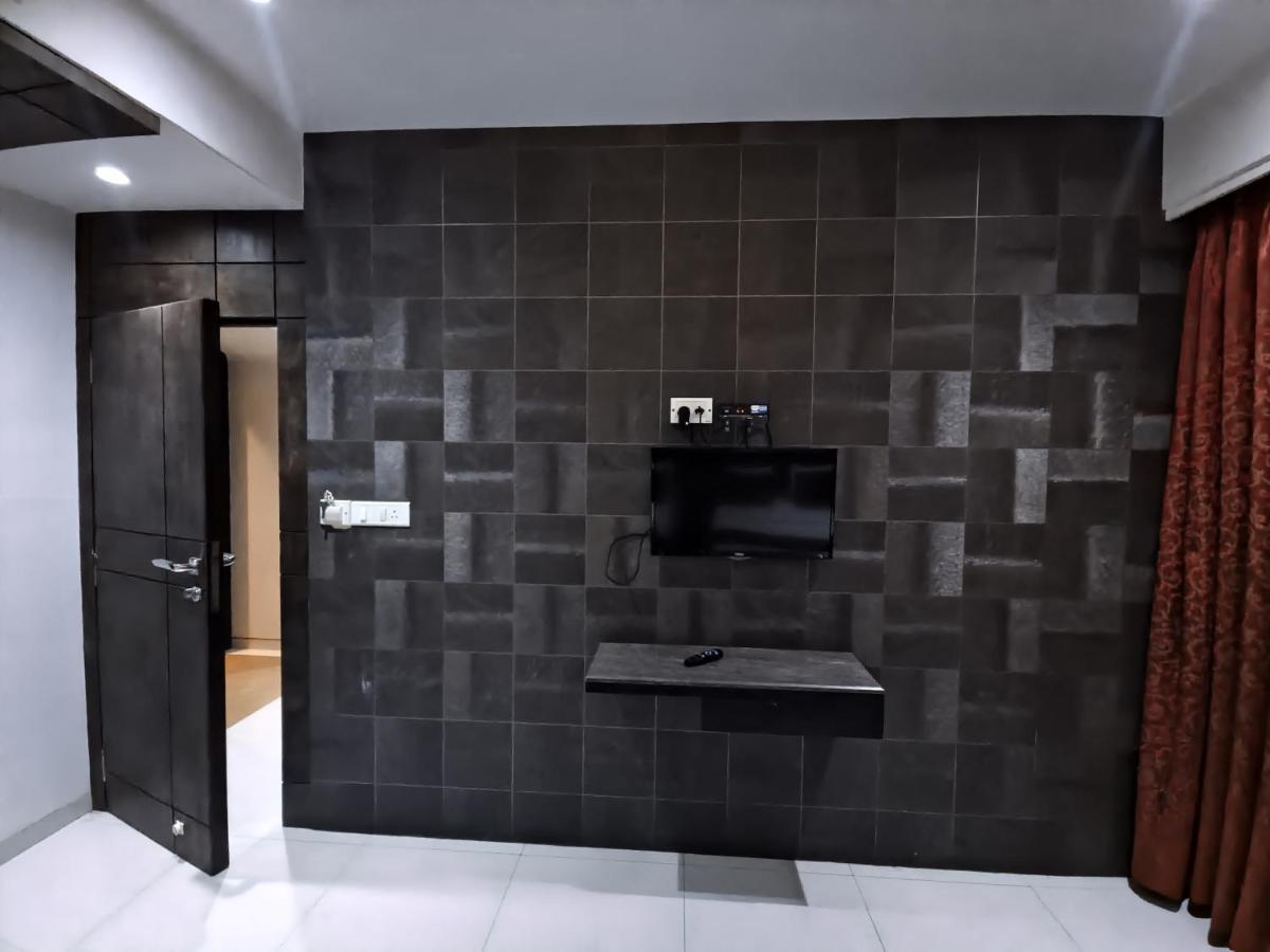 Hotel City Heart Shirdi Esterno foto